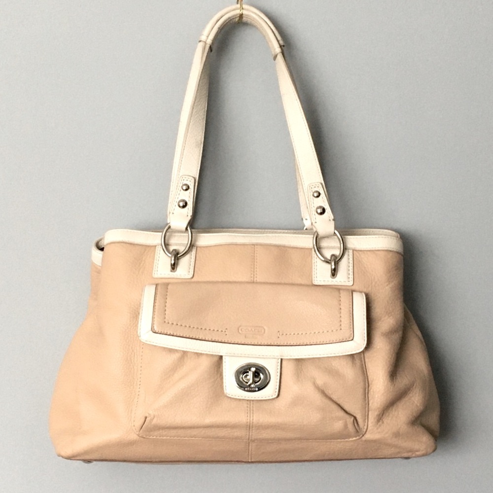Coach purse/tote mint condition